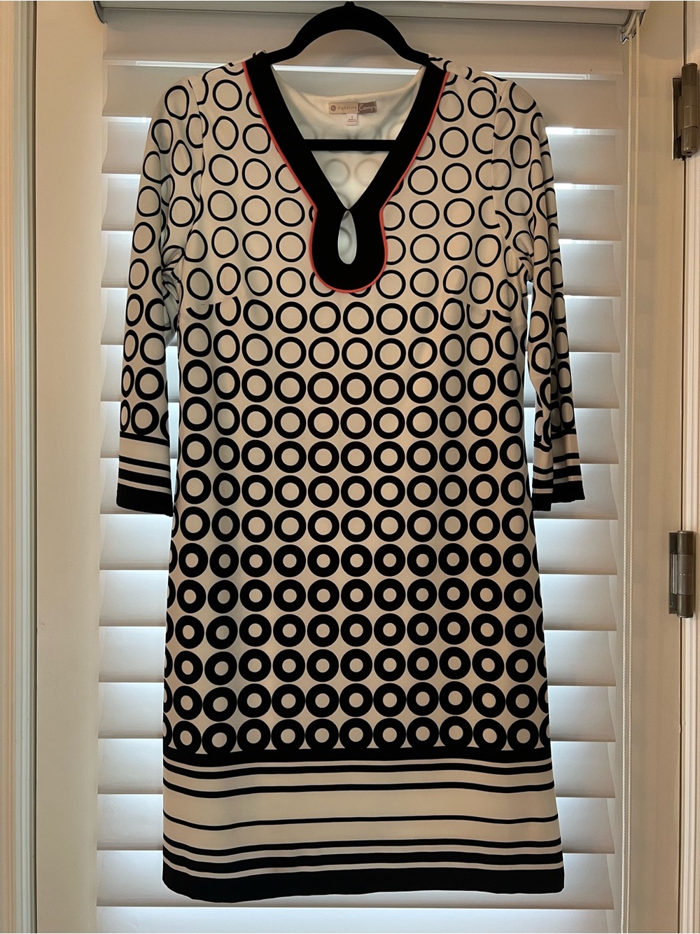 Signature Black & White Circle-Print Long Sleeve Shift Dress with Pink Trim